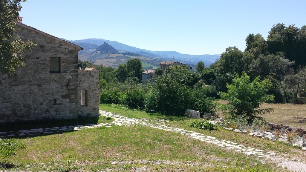 Sasso Erminia R&B Ecosostenibile Novafeltria ภายนอก รูปภาพ