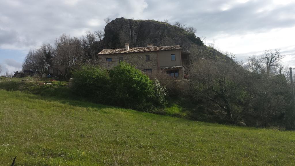 Sasso Erminia R&B Ecosostenibile Novafeltria ภายนอก รูปภาพ